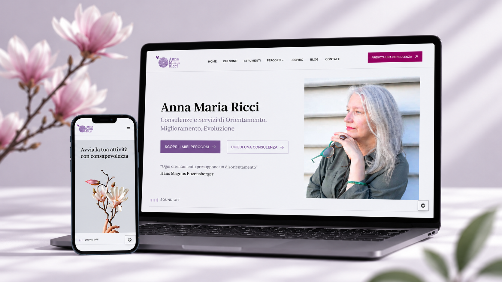 Sito di Anna Maria Ricci mostrato su laptop e smartphone